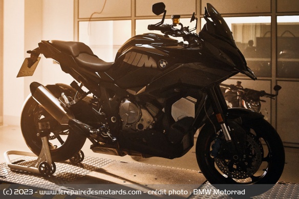 Après les RR et R, la XR est la troisième moto BMW à bénéficier de l'appellation M Après les RR et R, la XR est la troisième moto BMW à bénéficier de l'appellation M