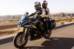 Sport tourer BMW S 1000 XR 2024