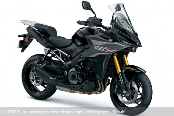 Sport tourer Suzuki GSX-S 1000 GX Sport tourer Suzuki GSX-S 1000 GX