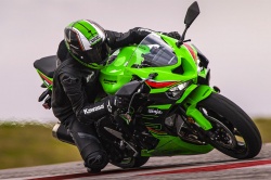 Sportive Kawasaki Ninja ZX-6R 636 2024