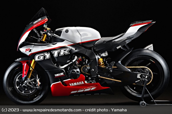 Comptez pas moins de 159.000 euros pour vous offrir cette R1 Comptez pas moins de 159.000 euros pour vous offrir cette R1