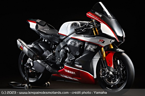 La R1 GYTR PRO 25th Anniversary n'est produite qu'à 25 exemplaires La R1 GYTR PRO 25th Anniversary n'est produite qu'à 25 exemplaires