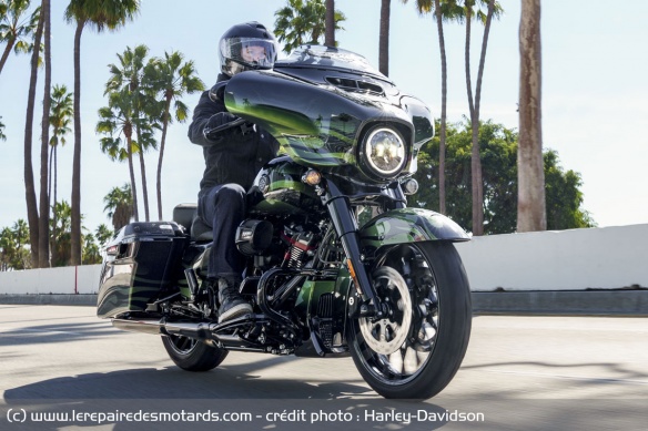 La Harley-Davidson CVO Street Glide 117 2022