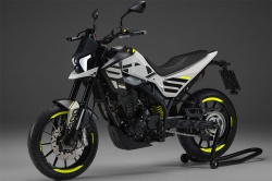 Trail Benelli BKX 125 S