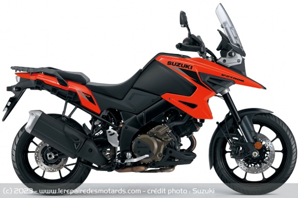 Trail Suzuki V-Strom 1050 SE rouge Trail Suzuki V-Strom 1050 SE rouge