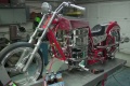 Une moto tourne à bière