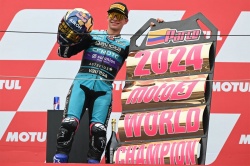 Alonso Champion du Monde Moto3 - Crédit photo : MotoGP