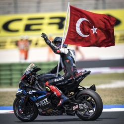 WSBK : Razgatlioglu s'impose à Misano - Crédit photo : BMW Motorrad