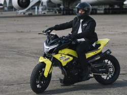 Une CFMOTO 800NK customisée à gagner