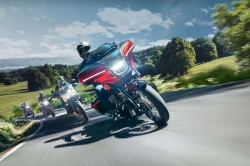 Essais Harley-Davidson Freedom Tour