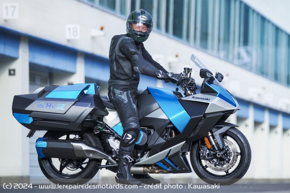 Le constructeur d'Akashi s'est fixé l'horizon 2030 pour proposer une telle moto à la vente Le constructeur d'Akashi s'est fixé l'horizon 2030 pour proposer une telle moto à la vente