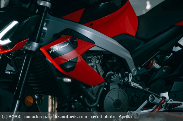 Roadster Aprilia Tuono 457 Roadster Aprilia Tuono 457