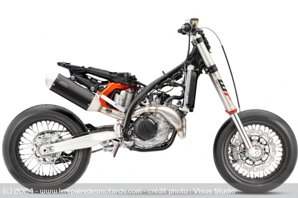 Supermotard KTM 450 SMR 2025 Supermotard KTM 450 SMR 2025