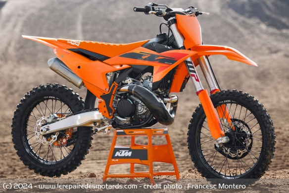 La KTM 300 SX 2025 La KTM 300 SX 2025