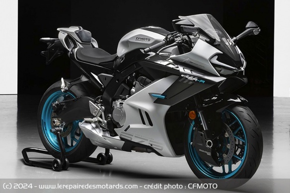 La sportive CFMoto 675 SR-R La sportive CFMoto 675 SR-R