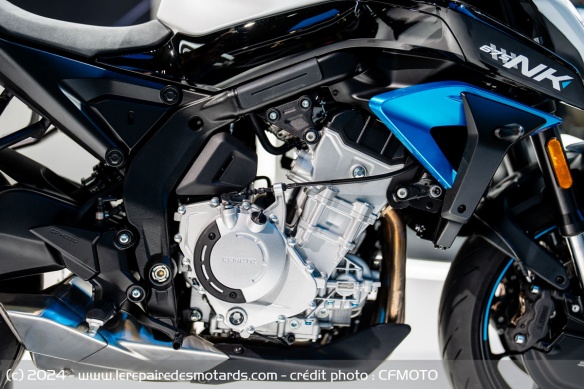 Roadster CFMOTO 675NK