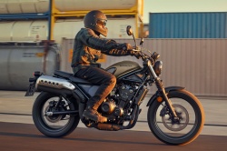 Scrambler Honda CL500 2025