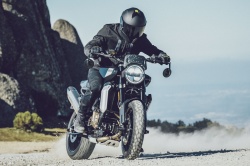 Scrambler Husqvarna Svartpilen 801 - Crédit photo : Rudi Schedl