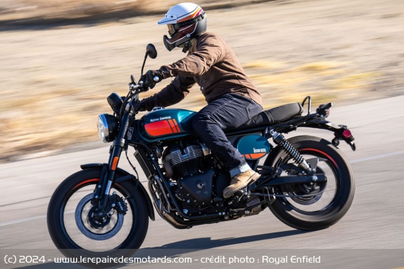 Scrambler Royal Enfield Bear 650 Petrol Green