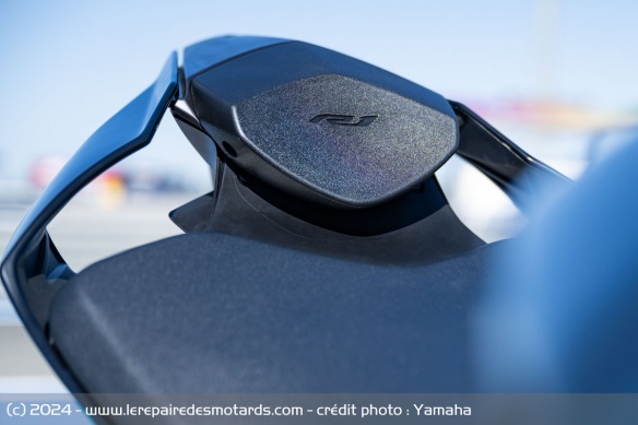 La selle de la Yamaha R1 Race 2025