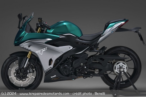 Sportive Benelli Tornado 400 Sportive Benelli Tornado 400
