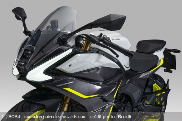 Sportive Benelli Tornado 550 Sportive Benelli Tornado 550