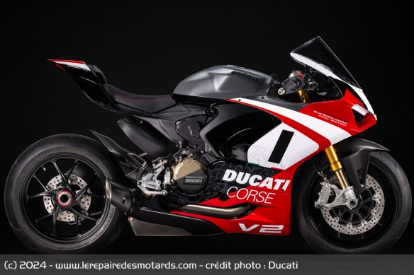 Sportive Ducati Panigale V2 Superquadro Final Edition