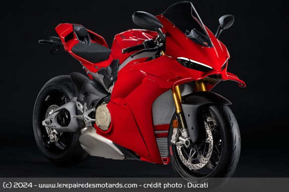 Sportive Ducati Panigale V4 S 2025 Sportive Ducati Panigale V4 S 2025