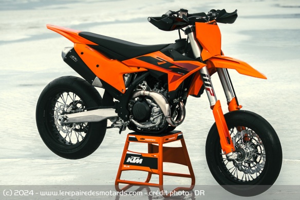 Supermotard KTM 450 SMR 2025 Supermotard KTM 450 SMR 2025