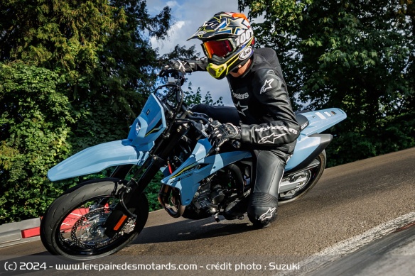 Supermotard Suzuki DR-Z4SM 2025