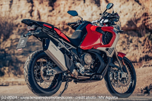 Trail MV Agusta Enduro Veloce Trail MV Agusta Enduro Veloce