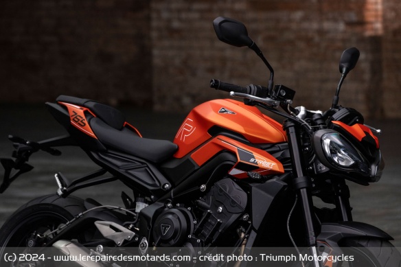Triumph Street Triple 765 R 2025