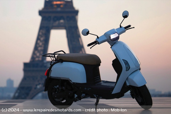 Le scooter électrique Mob-ion AM1