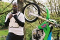 rappeur S Pri Noir roule Kawasaki