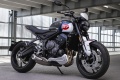 Roadster Triumph Trident Triple Tribute