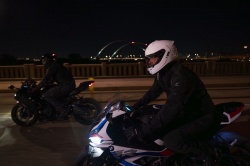 ANC : la r&eacute;duction active de bruit &agrave; moto selon Sena