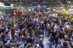 L'EICMA toujours aussi populaire - Cr&eacute;dit photo : EICMA