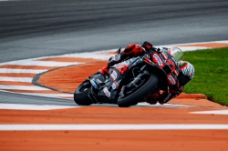 MotoGP : 2e pole d'affil&eacute; pour Bezzecchi - Cr&eacute;dit photo : Aprilia