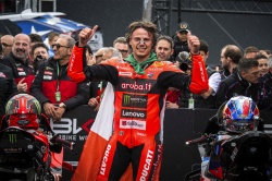 WSBK : Bulega prolonge avec Ducati - Crédit photo : Ducati