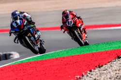 WSBK : Razgatlioglu s'impose au finish - Crédit photo : Dorna