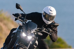 Casque int&eacute;gral HJC RPHA 72