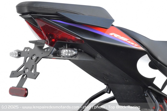Support de plaque d'immatriculation TBR pour Aprilia Tuono 457 Support de plaque d'immatriculation TBR pour Aprilia Tuono 457