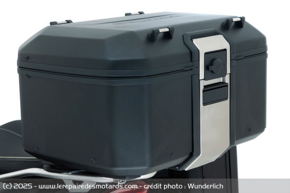 Le X-Case X55 se décline aussi en noir Le X-Case X55 se décline aussi en noir