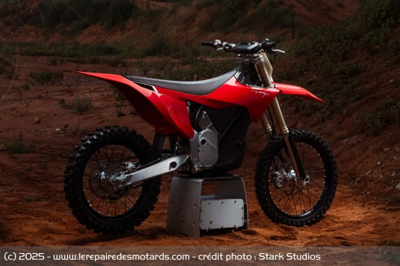 La motocross Stark VARG MX 1.2
