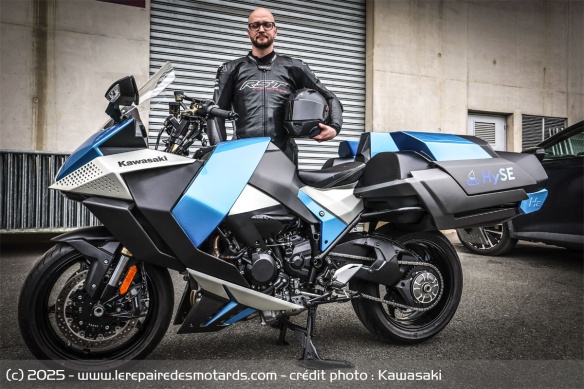 C'est le pilote allemand Matthias Höppner qui a piloté le prototype