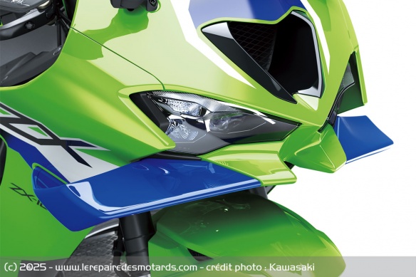 Sportive Kawasaki Ninja ZX-10R Sportive Kawasaki Ninja ZX-10R