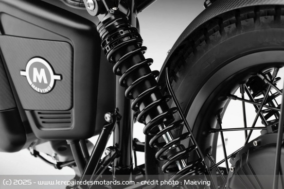 Café racer électrique Maeving RM1S Blackout Café racer électrique Maeving RM1S Blackout