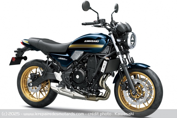 Kawasaki Z650RS Bleu Metallic Ocean Kawasaki Z650RS Bleu Metallic Ocean
