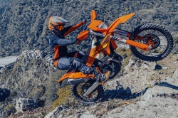 Enduros KTM EXC 2026 - Cr&eacute;dit photo : Rudi Schedl