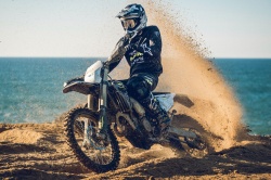 Enduro Triumph TF 250-E 2026